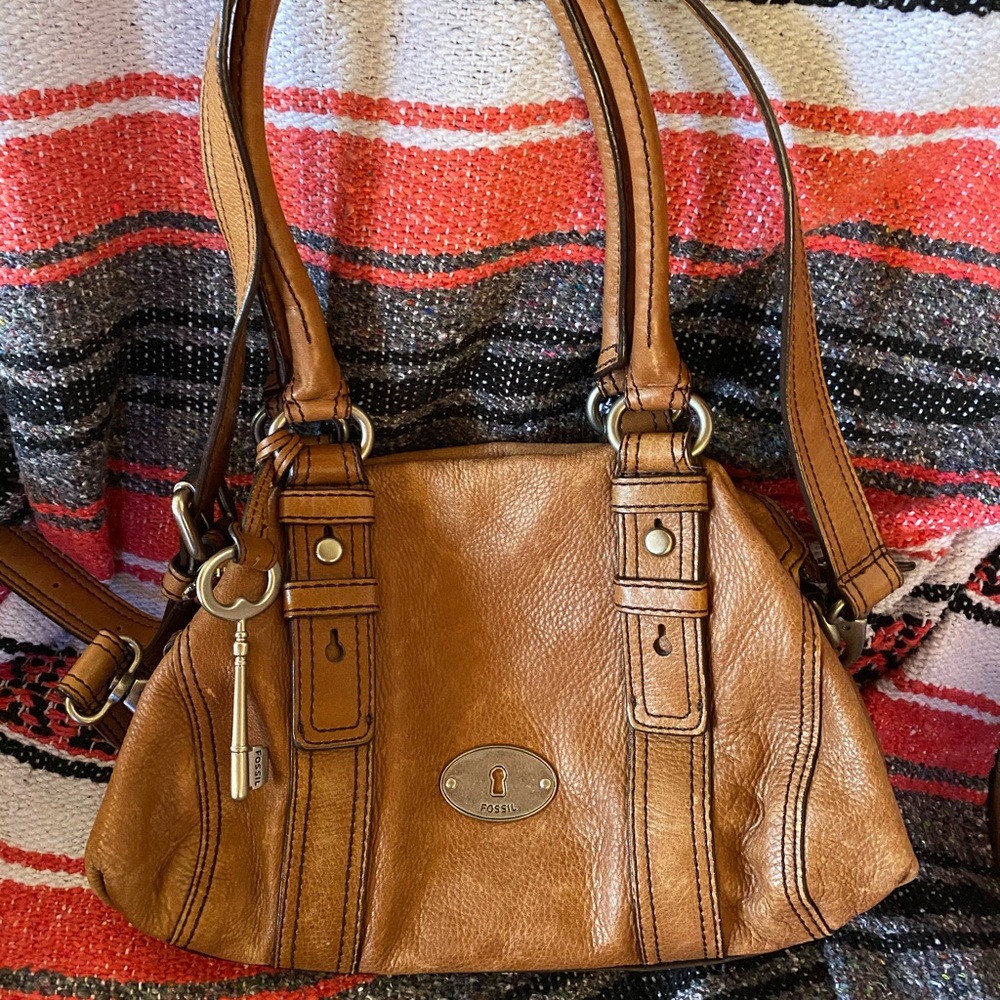 Fossil cognac leather hobo satchel.